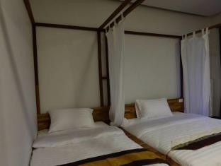 Hotel Sri Chiang Yeun House Chiang Mai Esterno foto